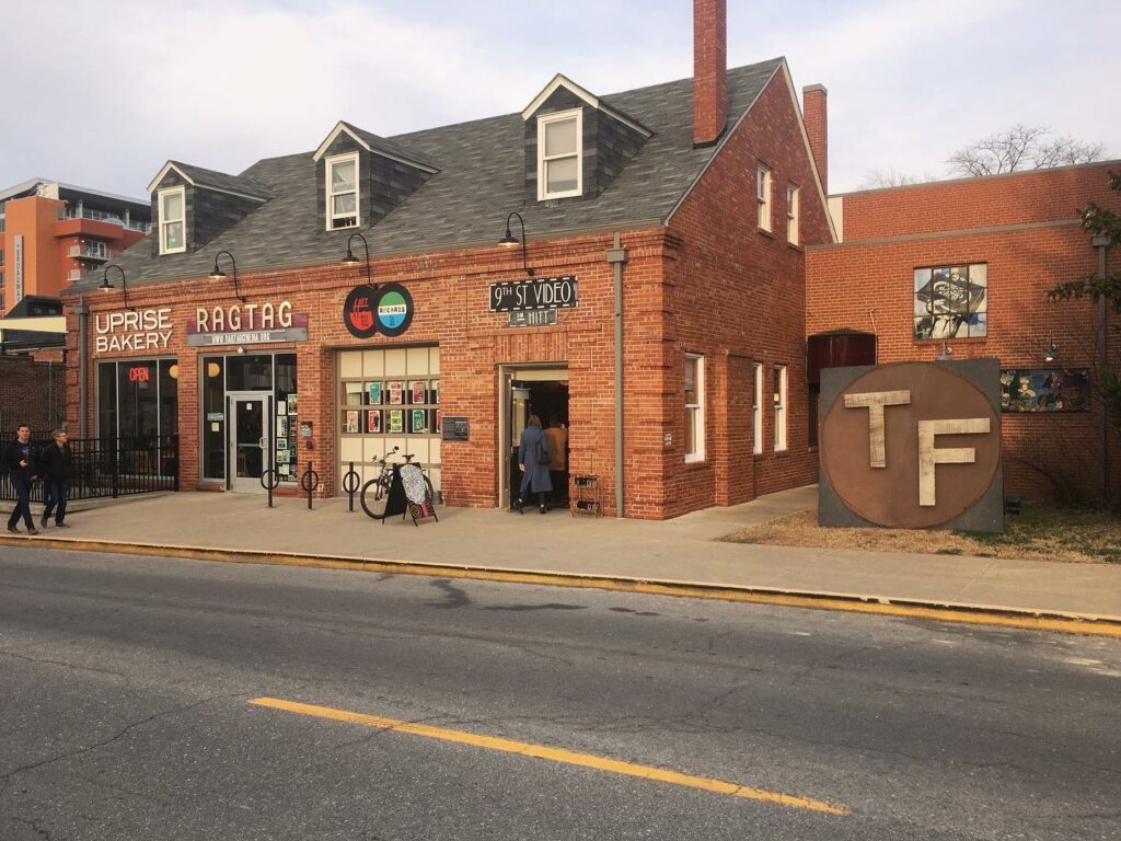 Hitt Street Records - Columbia Convention and Visitors Bureau